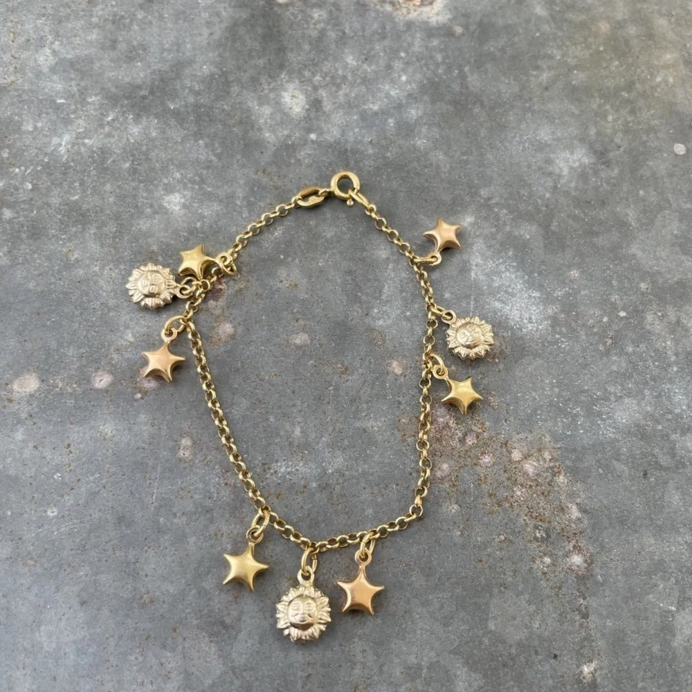 Vintage 18k Yellow Gold Celestial Charm Bracelet Sun Star 6.73g Italy
